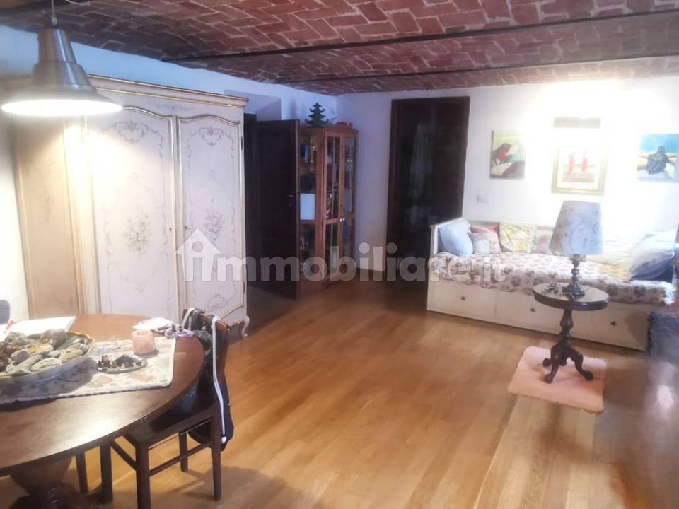 House in the woods, renovated, Casalborgone: photo 2 of 4