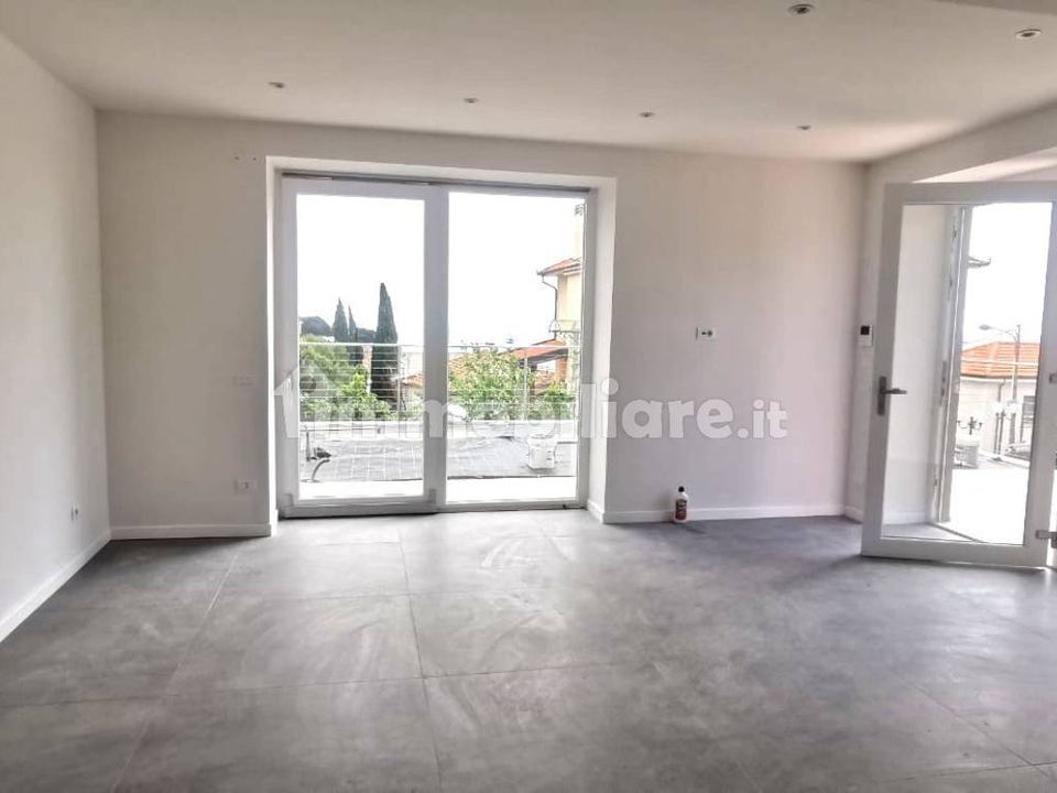 Sea-view flat with terrace, Sanremo · Corso degli Inglesi: photo 4 of 4